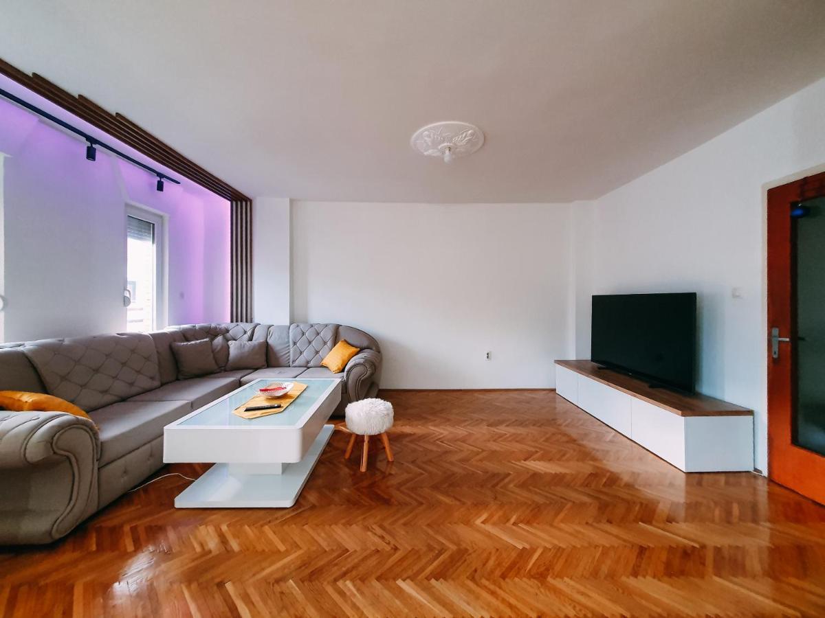 Wel Apartment 盖夫盖利亚 外观 照片